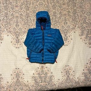 4t boys reversible Patagonia coat
